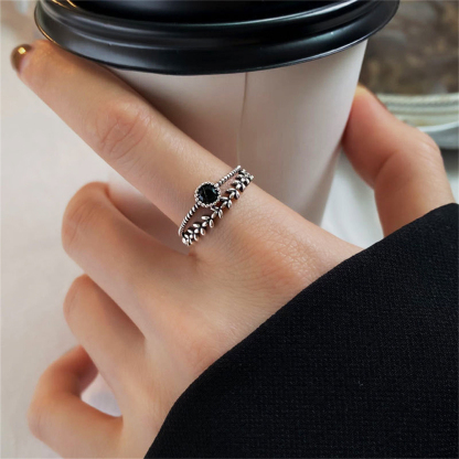 S925 Let Onyx Lend Its Calming Energy Onyx Leaf Ring