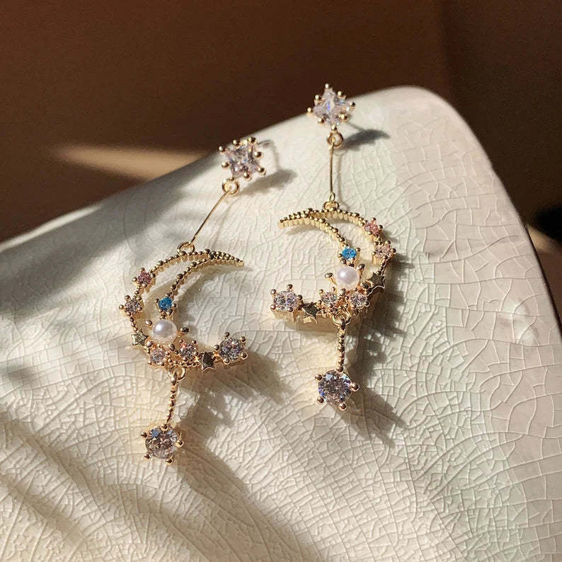 Moon and Star Pearl Earring