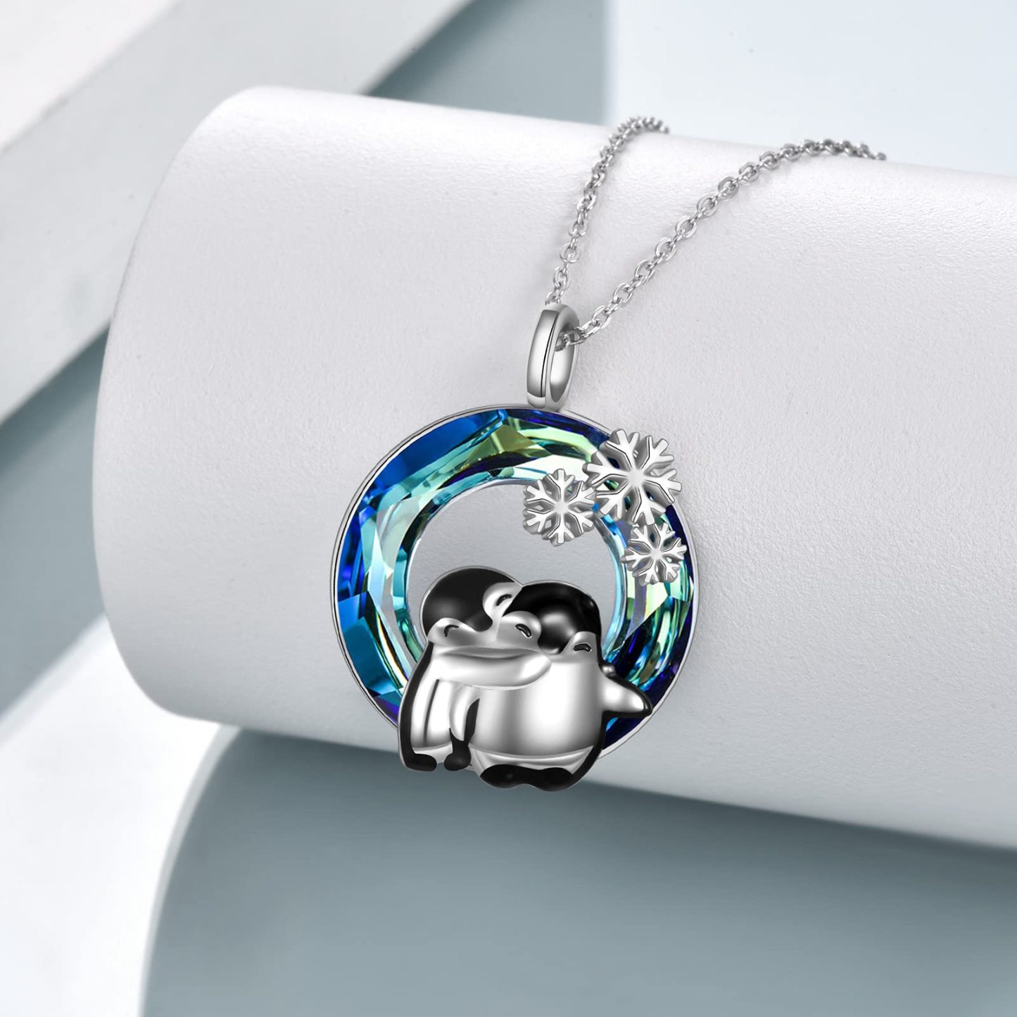 S925 Penguin Crystal Circle Necklace