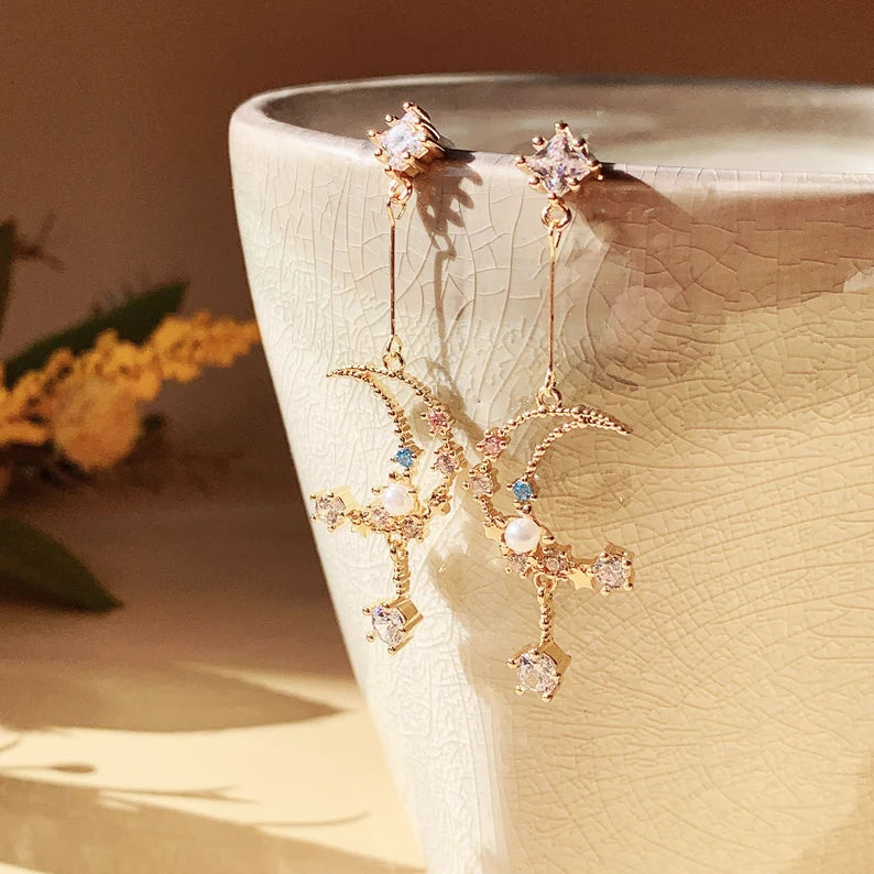 Moon and Star Pearl Earring