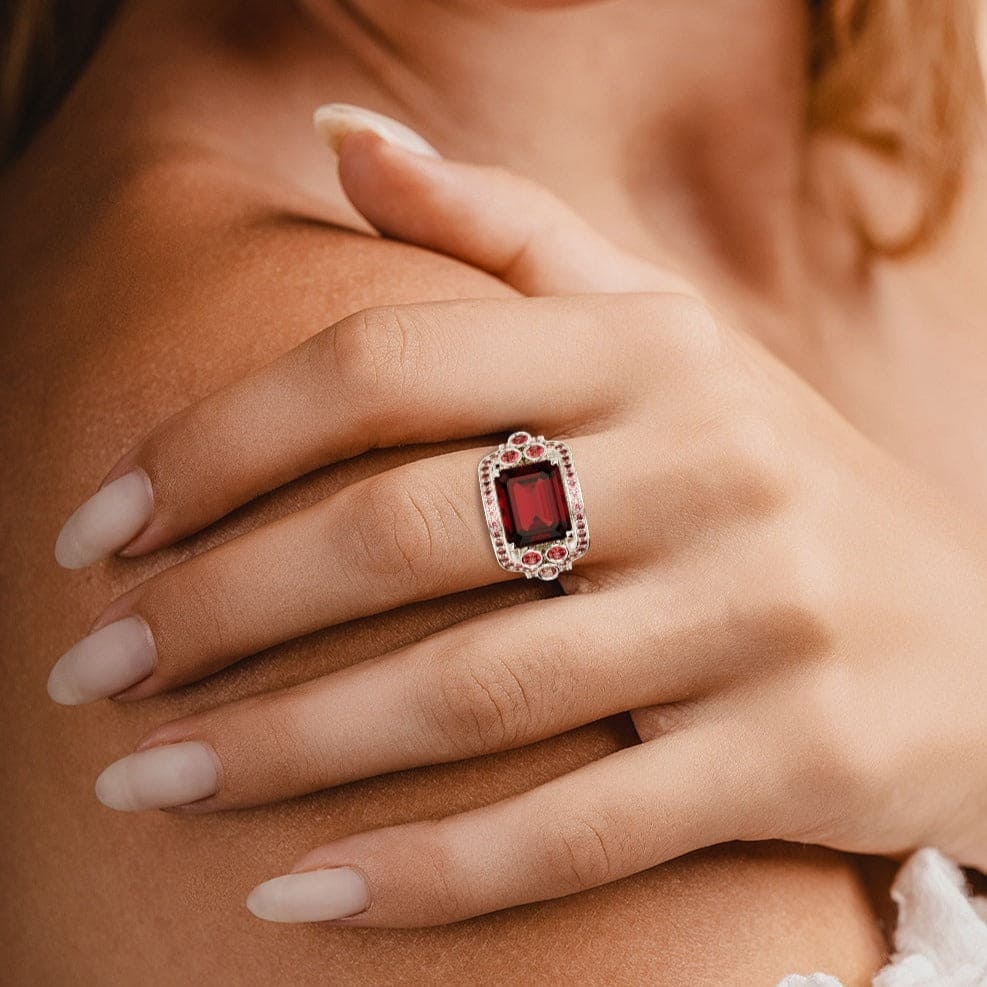 S925 Crimson Love Emerald-Cut Garnet Ring