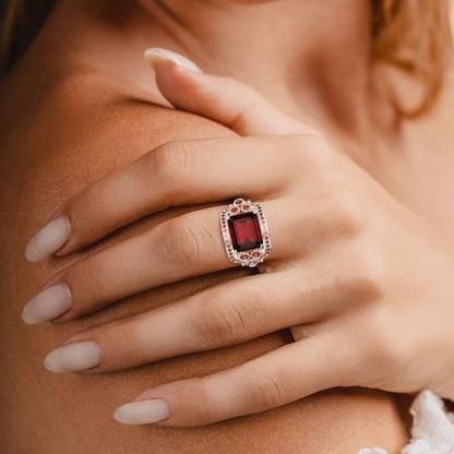 S925 Crimson Love Emerald-Cut Garnet Ring
