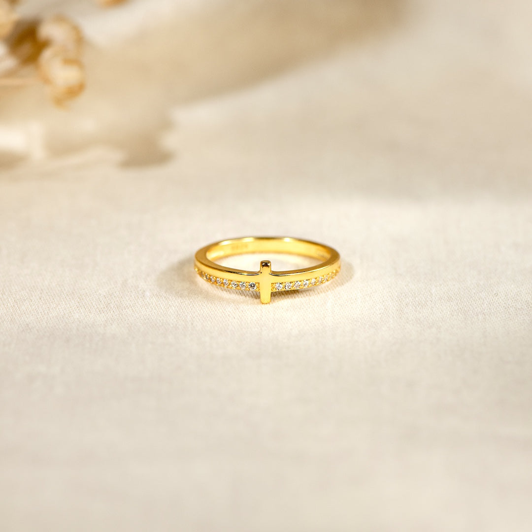 To My Daughter "PRAY ON IT" - GOLDEN CROSS RING
