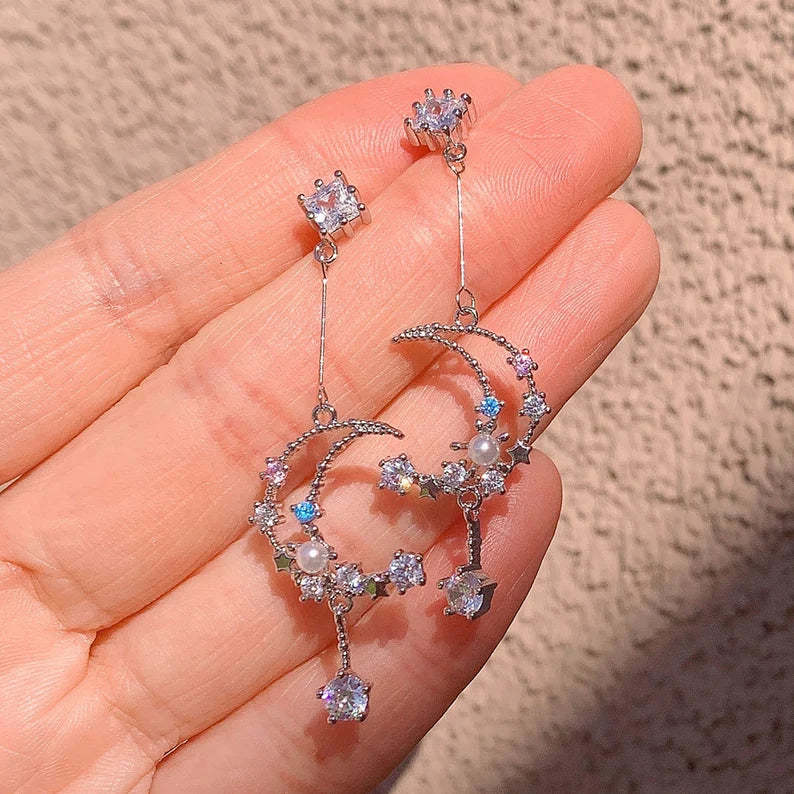 Moon and Star Pearl Earring