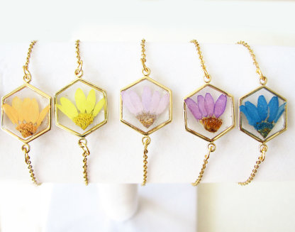 Handmade Dried Flower Birth Flower Bracelet