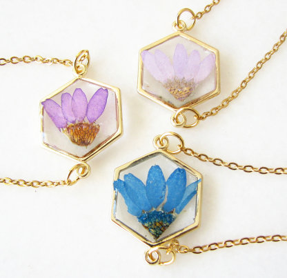 Handmade Dried Flower Birth Flower Bracelet