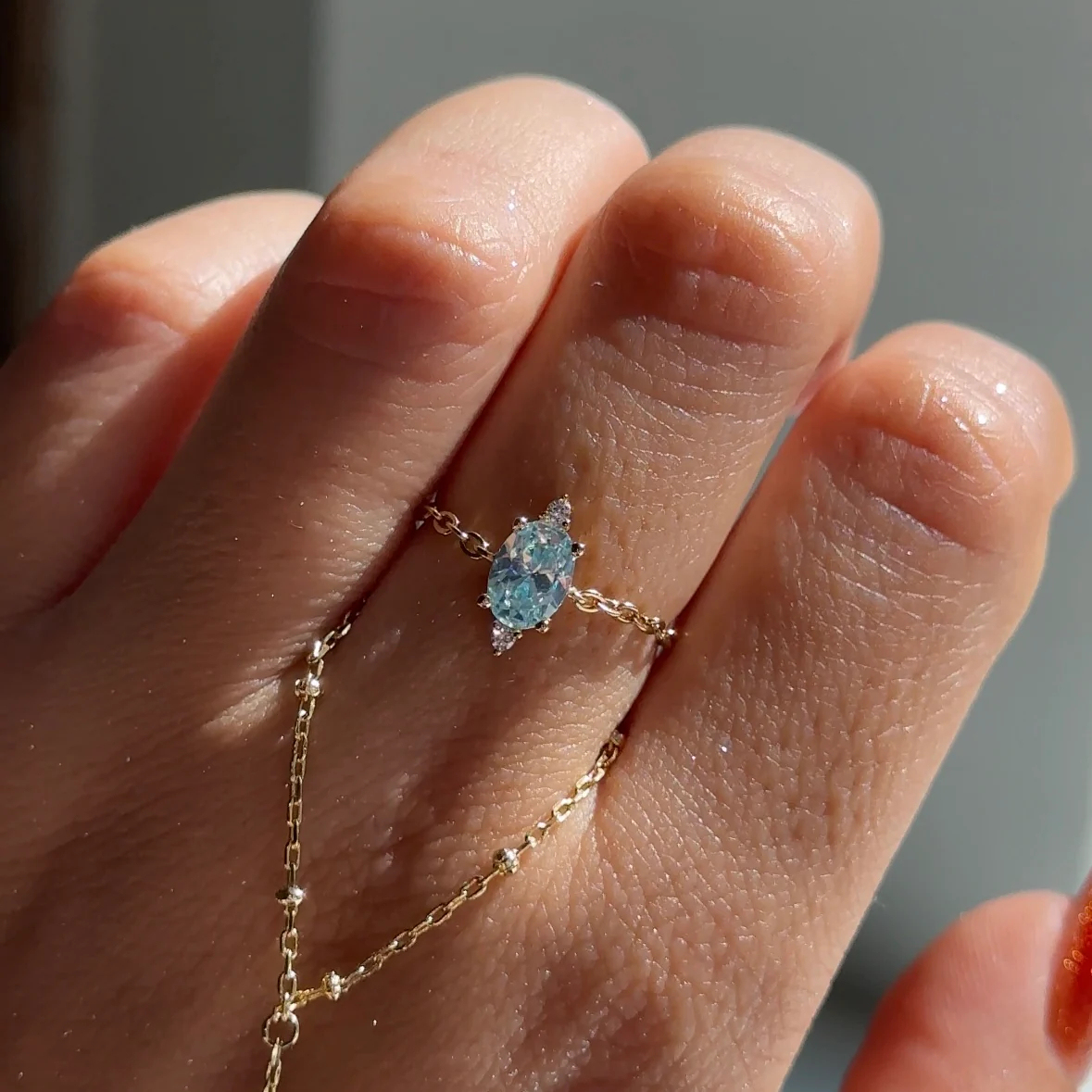 Aquamarine Pavé Chain Ring