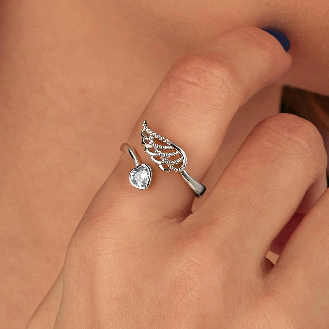 Hug From Heaven Wing Ring