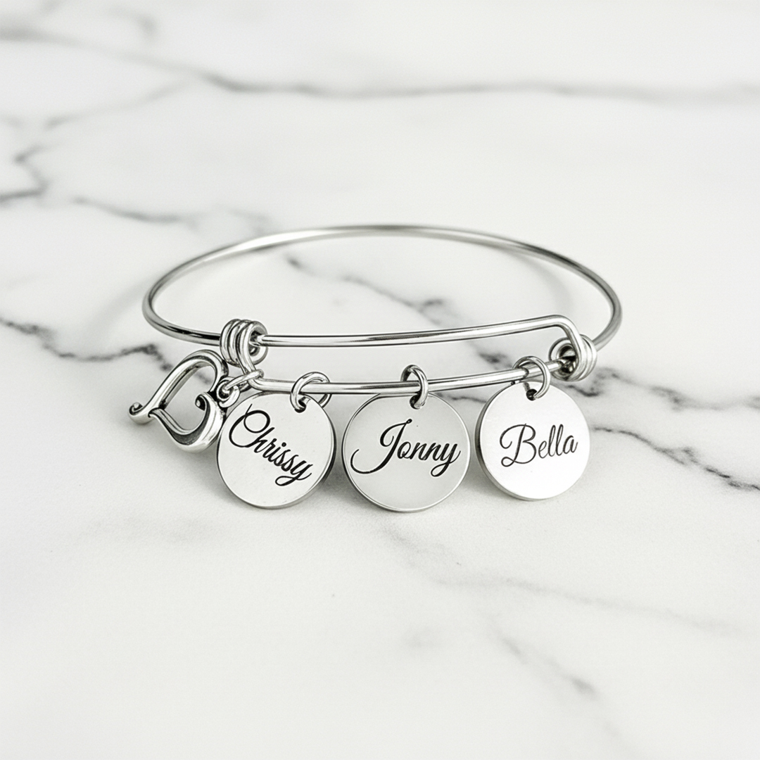 Keep children close to your heart Custom Engraved Name Heart Bangle Bracelet