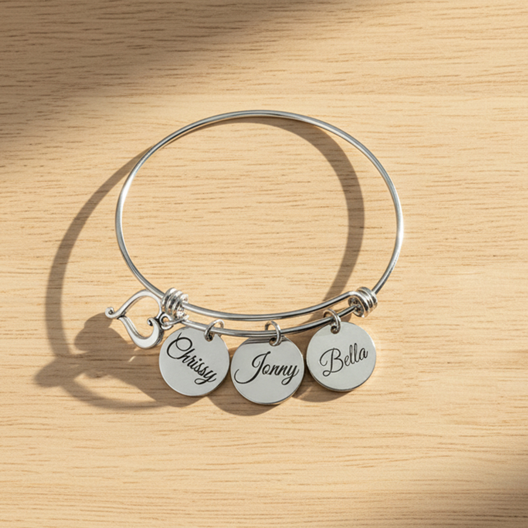 Keep children close to your heart Custom Engraved Name Heart Bangle Bracelet