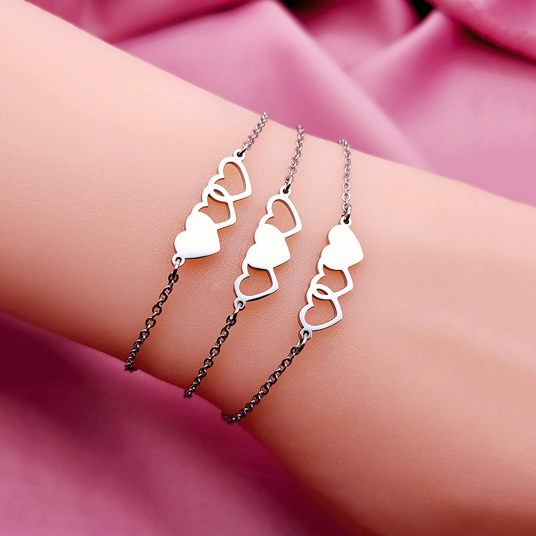 For Friend - Badass Girl Gang Heart Bracelet Set