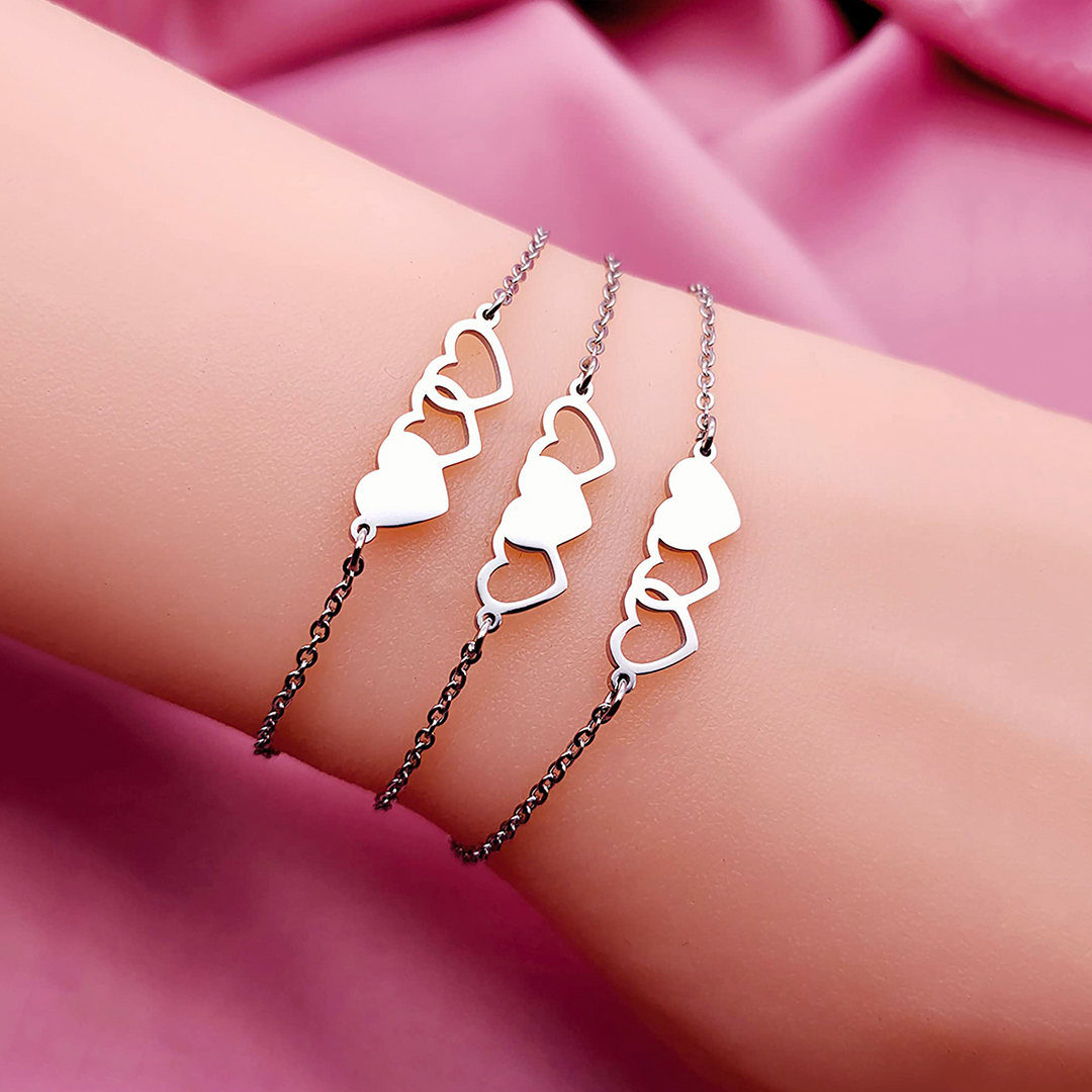 For Friend - Badass Girl Gang Heart Bracelet Set