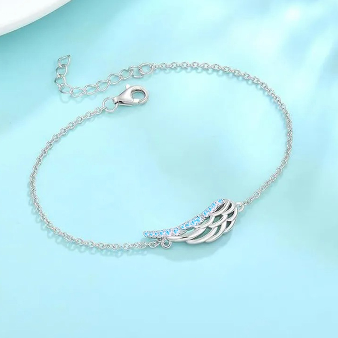 Hug From Heaven Ring Blue Bracelet