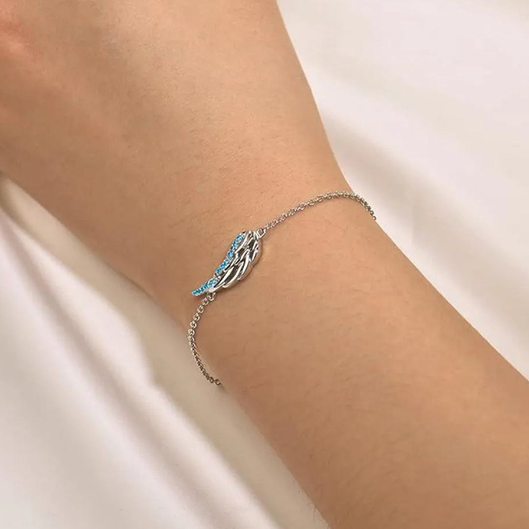 Hug From Heaven Ring Blue Bracelet