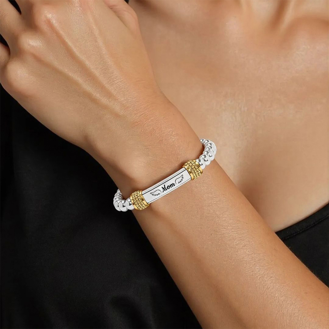 For Memorial -  I'm A Daughter To A Mom With Wings Custom Name Bead Bracelet