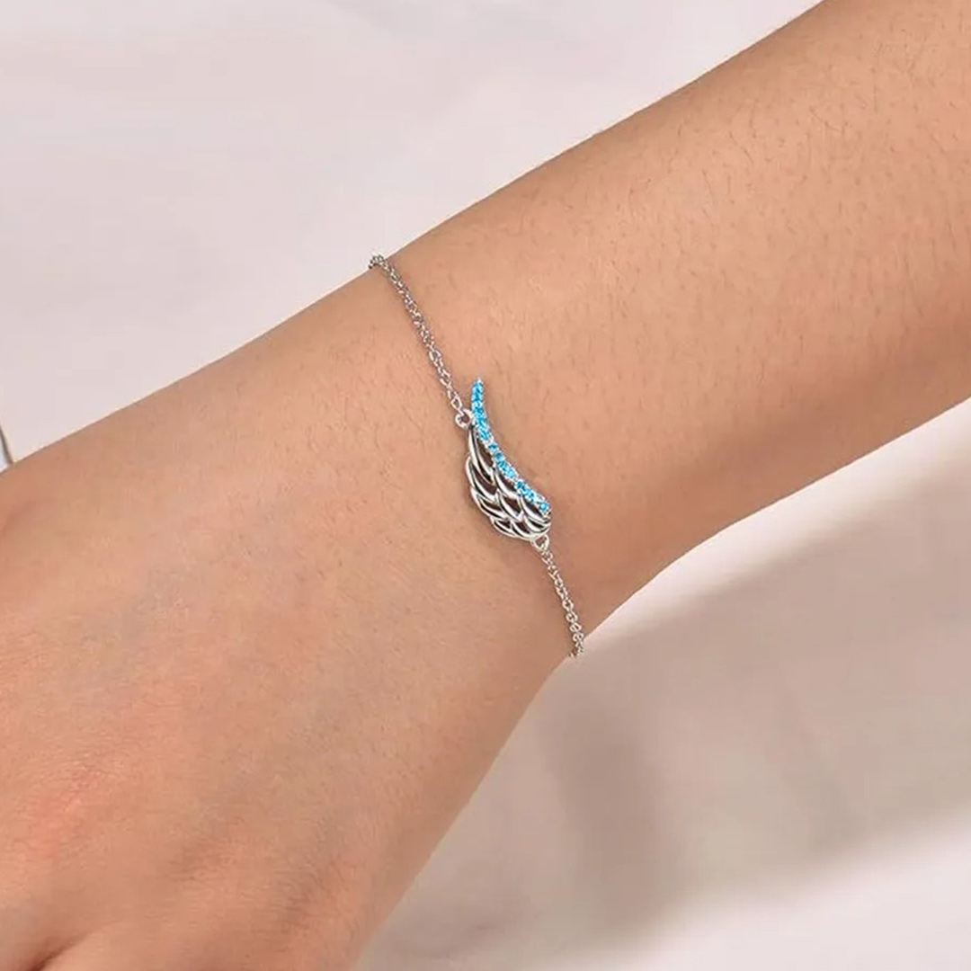 Hug From Heaven Ring Blue Bracelet