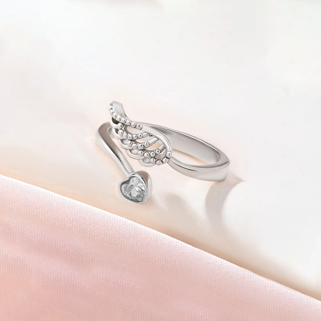 Hug From Heaven Wing Ring