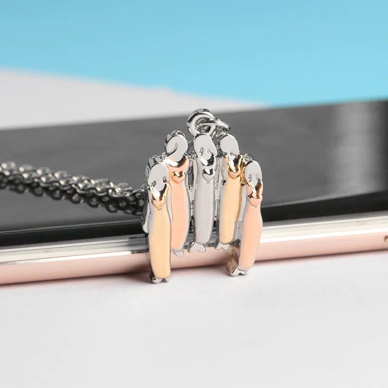 For Friend - Best friends are like thick thighs they stick together Stars Necklace