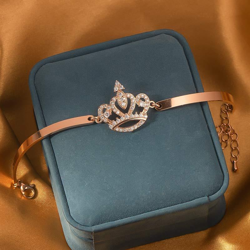For Granddaughter - Straighten Your Crown Crown Bracelet
