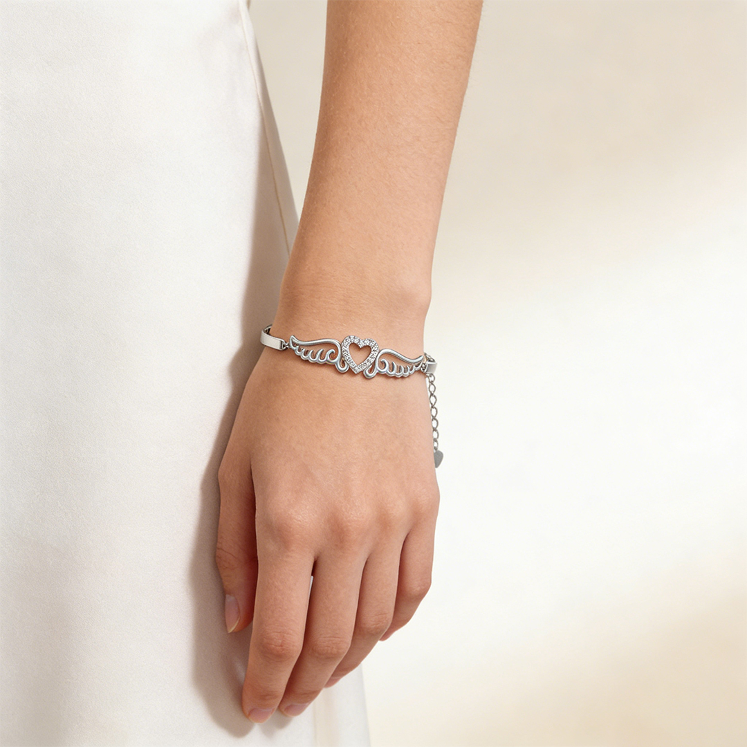 I'm a wife to a husband with wings heart Bracelet