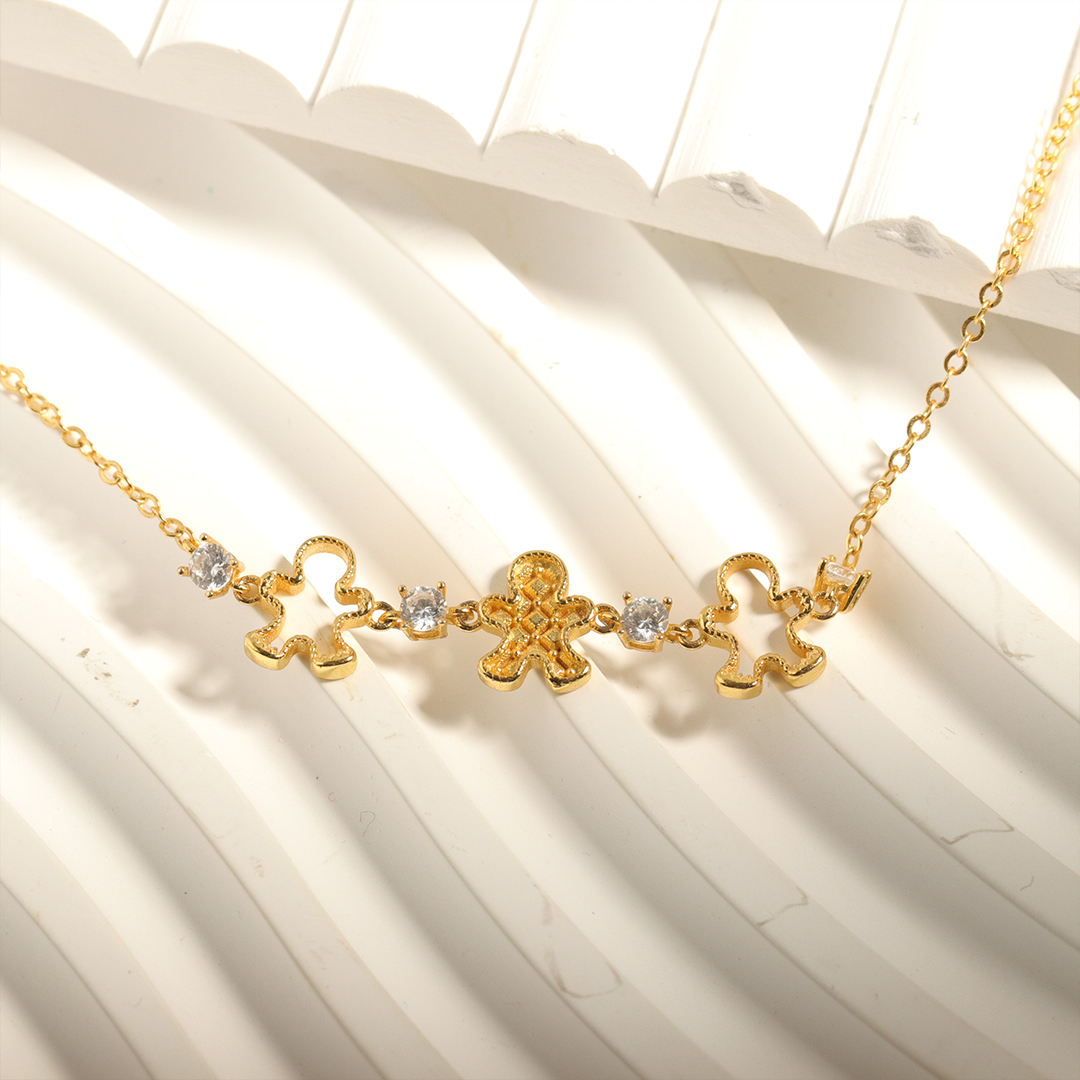 For Friend -Our Friendship Means The World To Me Gingerbread Man Bracelet