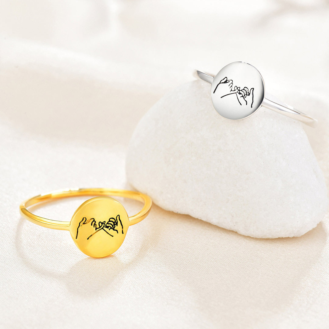 For Friend -Best Bitches Holding Hands Ring