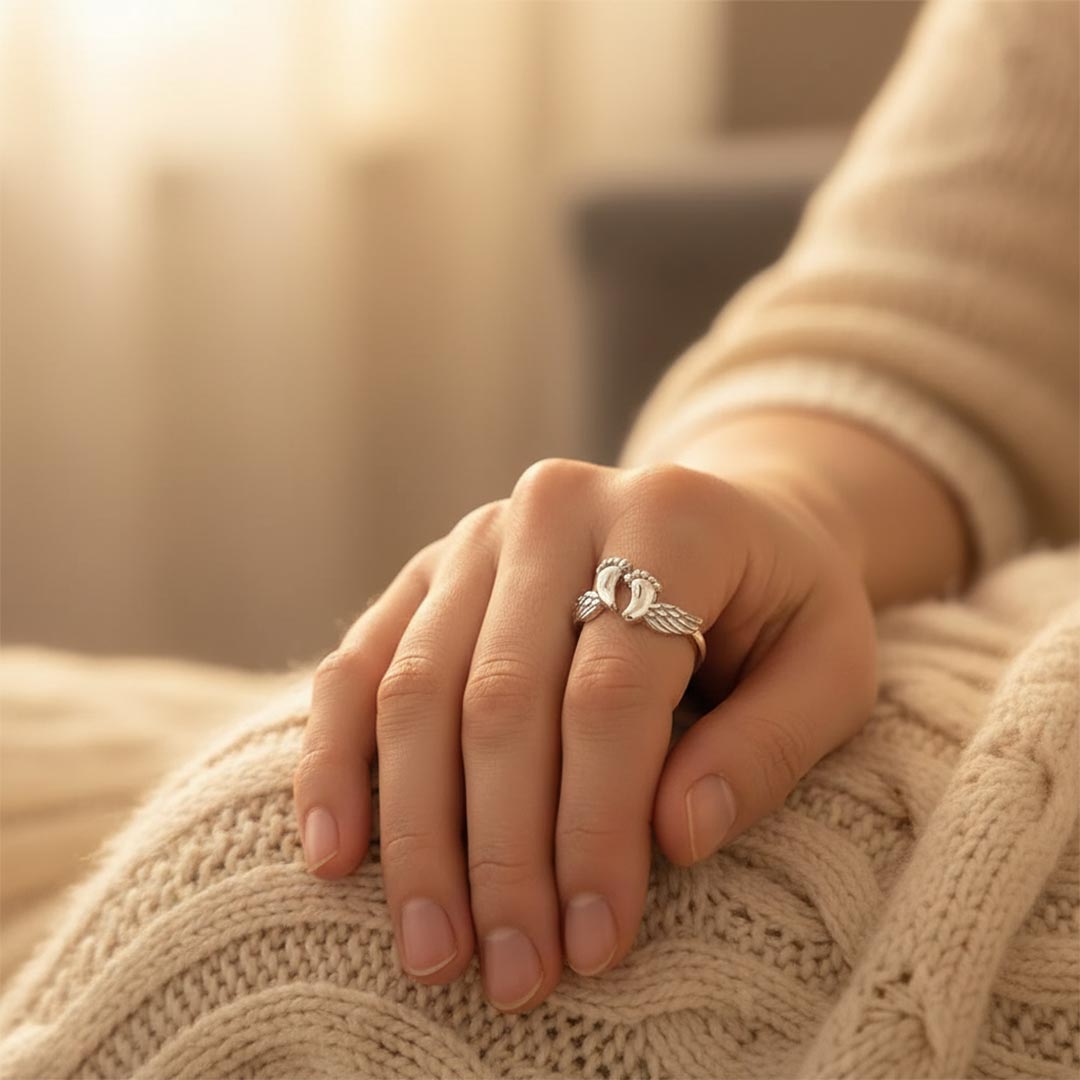 Mommy of an Angel-Open Adjustable Paw&Wing Engraved Ring