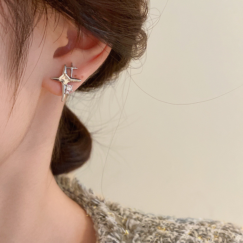 Shiny Four Point Star Earrings