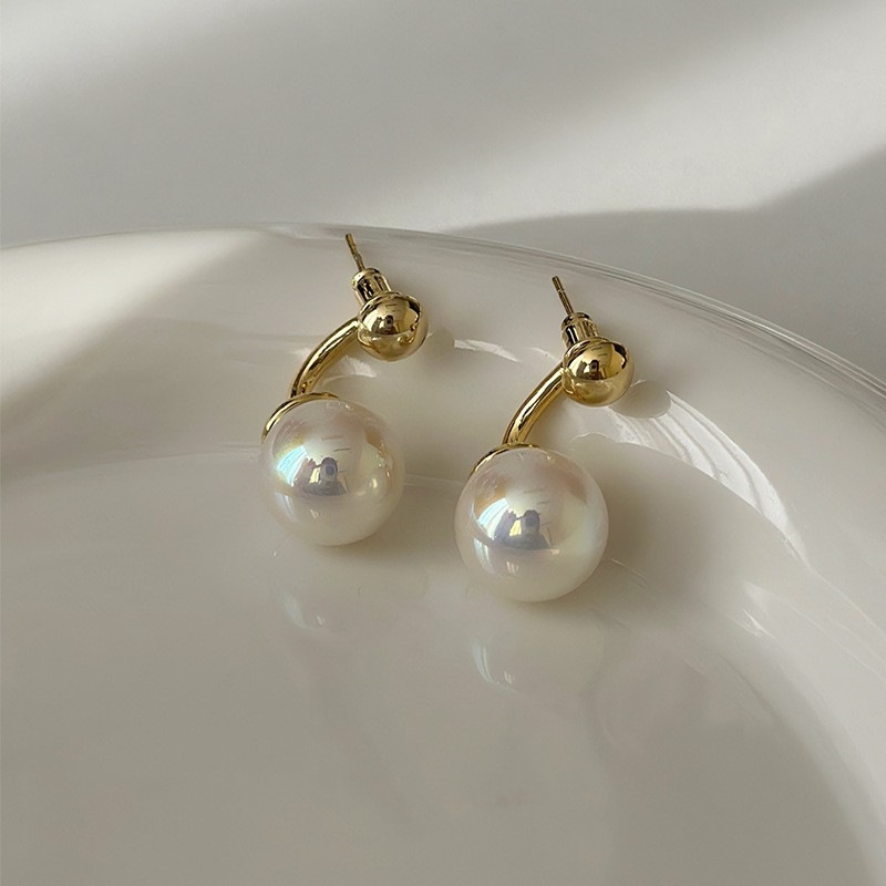 Elegant Pearl Earrings