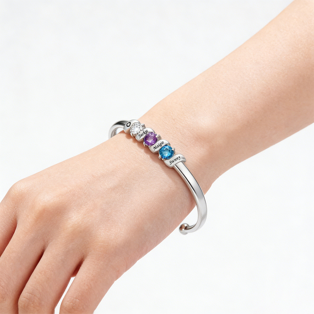 Personalized Mother & Children Forever Linked Together bracelet