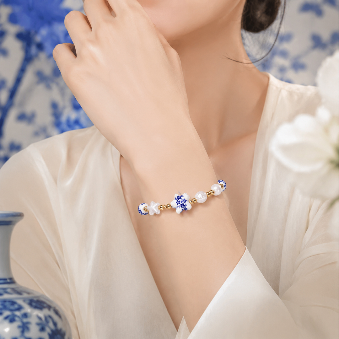 Sisters Are Like Stars Blue and White Porcelain Star Bracelet