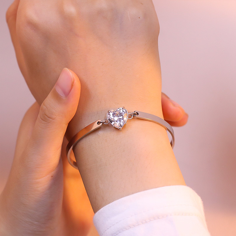 For Daughter - I’ll Always Be With You Diamond Heart Bracelet