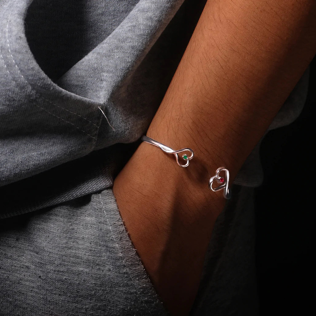 For Sister - A Sister Is God's Way Of Making Sure We Never Walk Alone Heart Custom Birthstones Bracelet