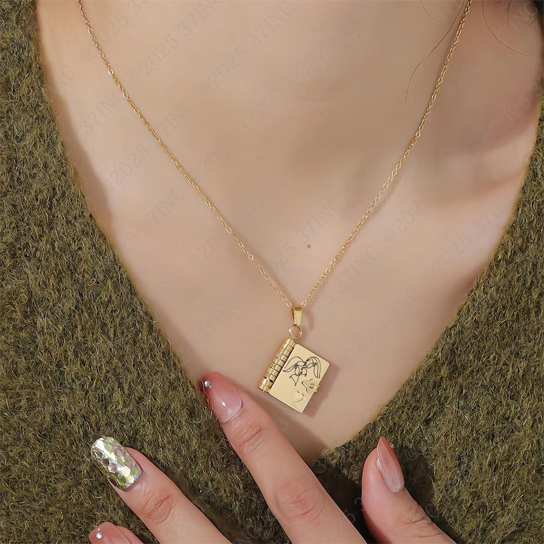 For Sisters- You're My Star Book Necklace