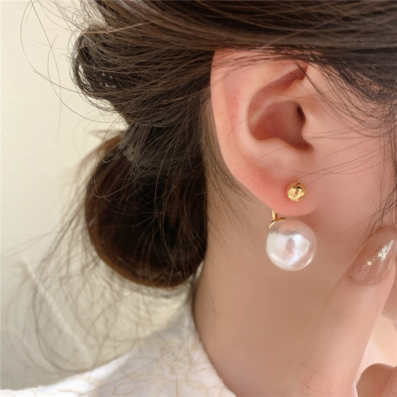 Elegant Pearl Earrings