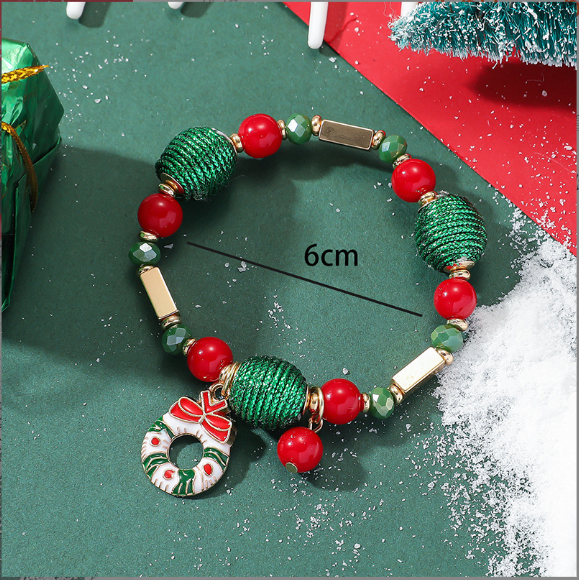 Christmas Wreath Bracelet
