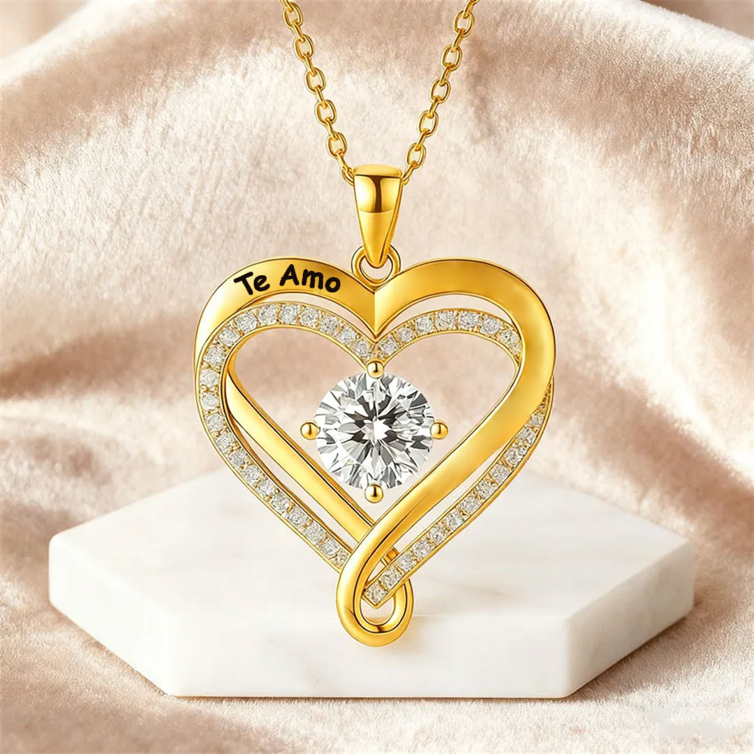 Collar de corazón grabado para esposa