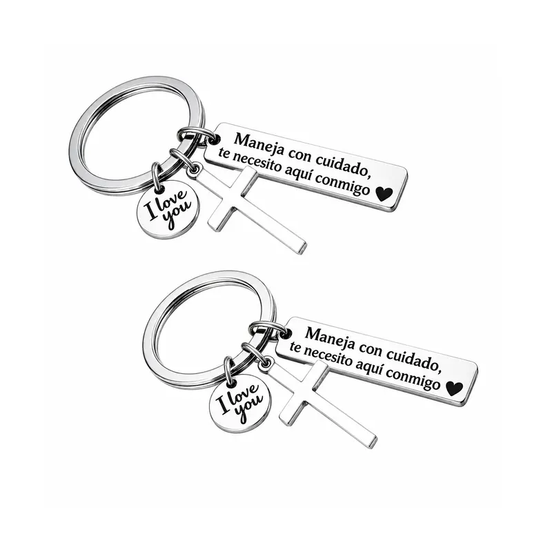 Maneja Con Cuidado Te Necesito Aquí Conmigo Keychain