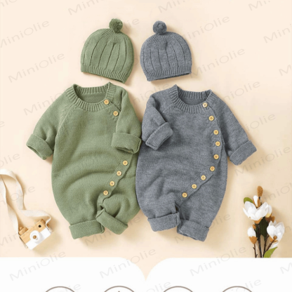 Baby Solid Color Knit Romper with Hat - image 3