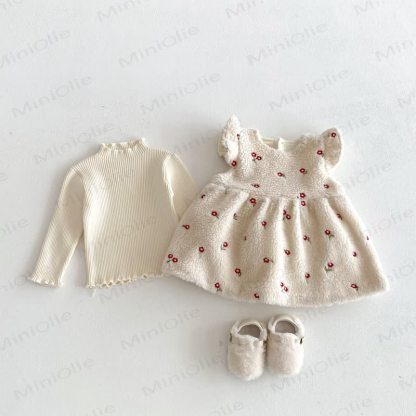 Toddler Girl Flower Flying Sleeves Fleece Dress - image 7