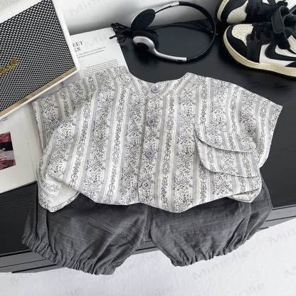 Toddler Floral Shirt and Pants Set - image 2