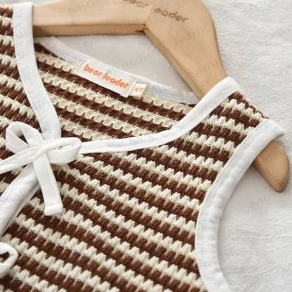 Toddler Girls Khaki Striped Vest and Pants 2-piece Set - image 2