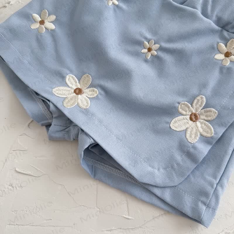 Baby Girl Puff Sleeve Top and Shorts Set - image 4