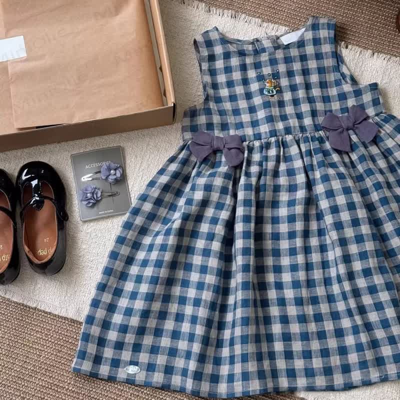 Toddler Girl Blue Plaid Bow Sleeveless Dress - image 4