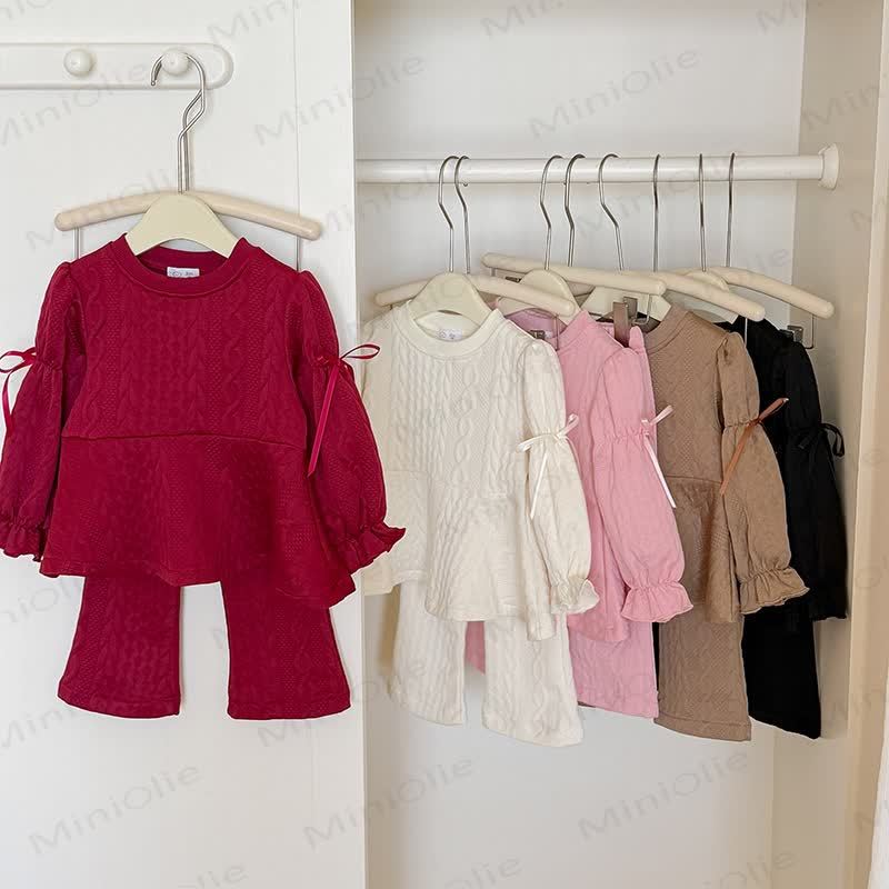 Toddler Girl Solid Color Bow Ruffle Top and Pants 2-piece Set - image 1