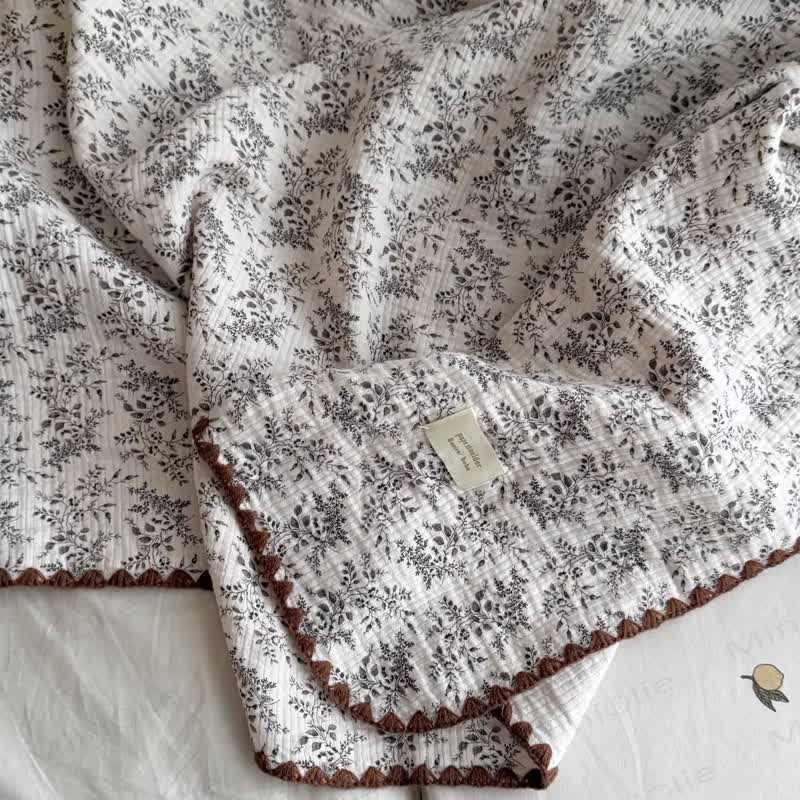 Personalized Baby Name Leaves/Animal Blanket - Leaves - 115x115cm - image 6
