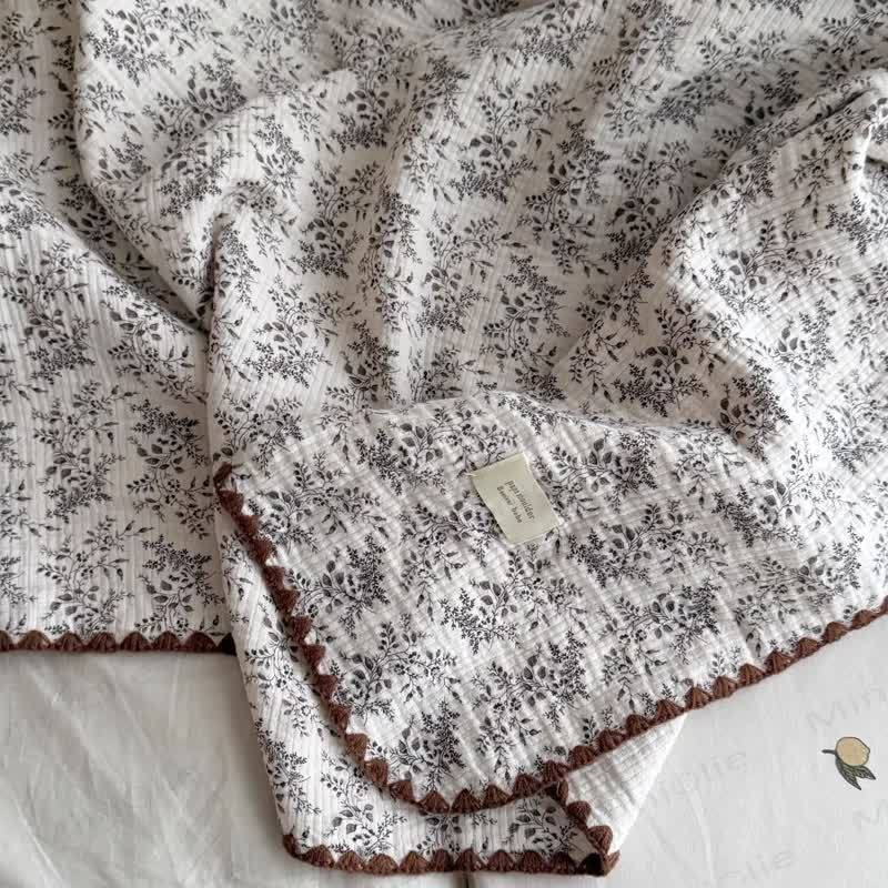 Personalized Baby Name Leaves/Animal Blanket - Leaves - 115x115cm - image 6