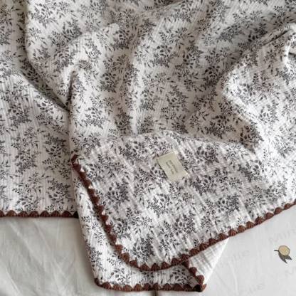 Personalized Baby Name Leaves/Animal Blanket - Leaves - 115x115cm - image 6
