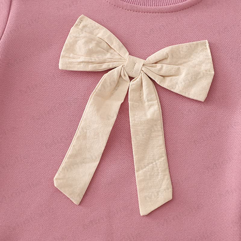 Toddler Girl Big Bow Sweatshirt and Denim Pants 2-piece Set - image 8