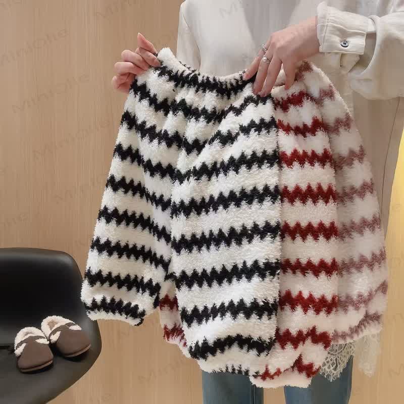 Toddler Cozy Zigzag Sherpa 2-piece Lounge Set - image 8